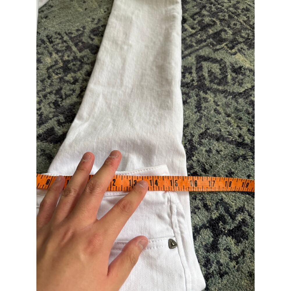 Kut from the Kloth White Catherine Boyfriend Jean Distressed Sz 4 Casual Denim - Picture 15 of 16